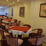 Hotel Rest 3*