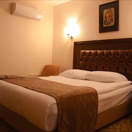 Ξενοδοχείο Rest 3*