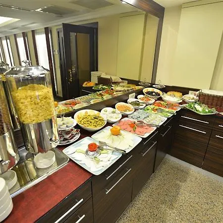 Hotel Rest 3*