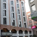 Hotel Rest
